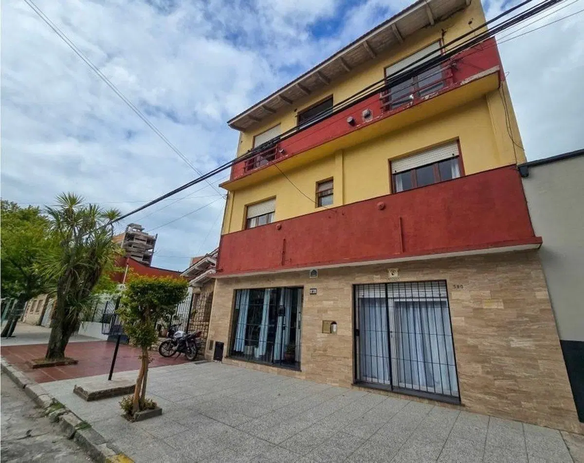 Hotel 9 hab. La Perla a 200 mts del Mar! 8