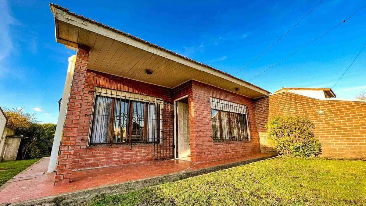 CASA EN VENTA 3 AMBIENTES CON PARQUE PLAYA SERENA 5