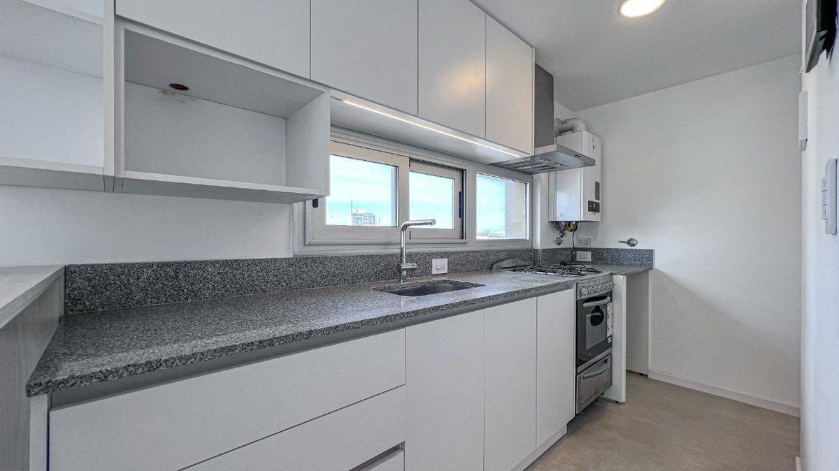Foto de VENTA DEPARTAMENTO 2 AMBIENTES CHAUVIN, imagen 4