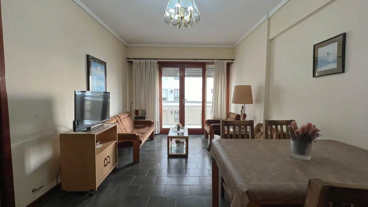 ALQUILER departamento 3 ambientes con cochera 2