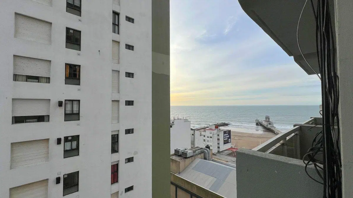 ALQUILER departamento 3 ambientes con cochera 8
