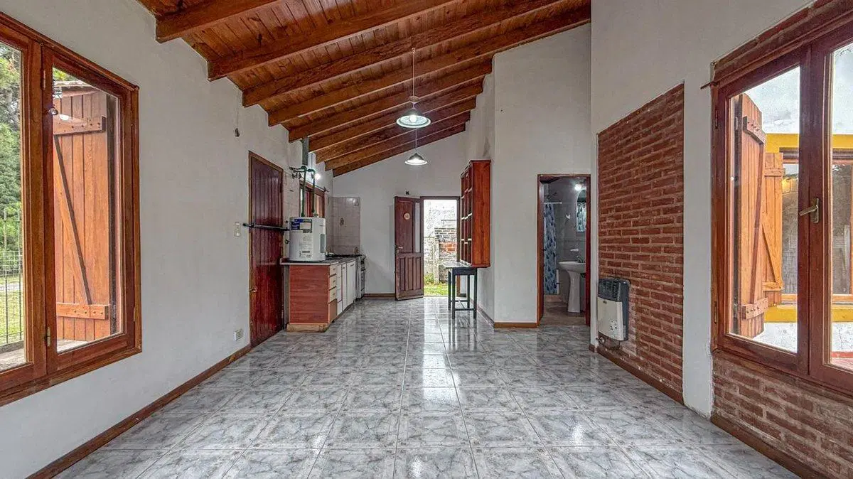 VENTA DOS CASAS EN BLOCK ATLANTIDA TERRENO 400M2 3