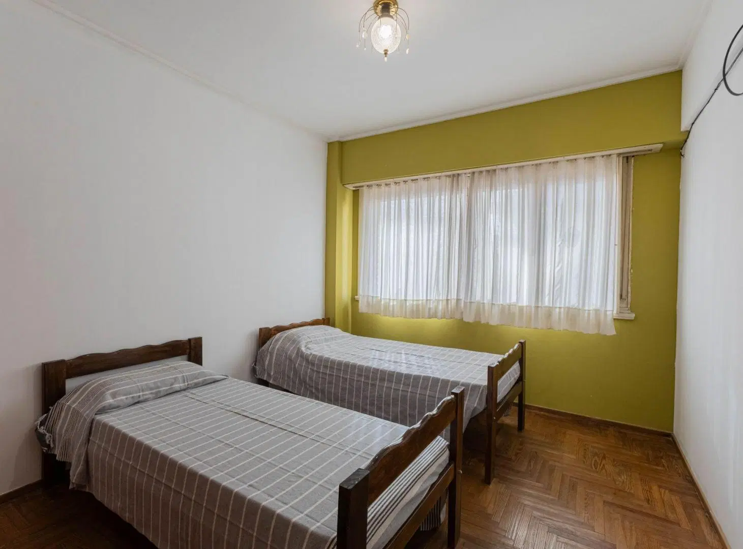 VENTA DEPARTAMENTO 4 AMB CON GAS LA PERLA BALCON 2