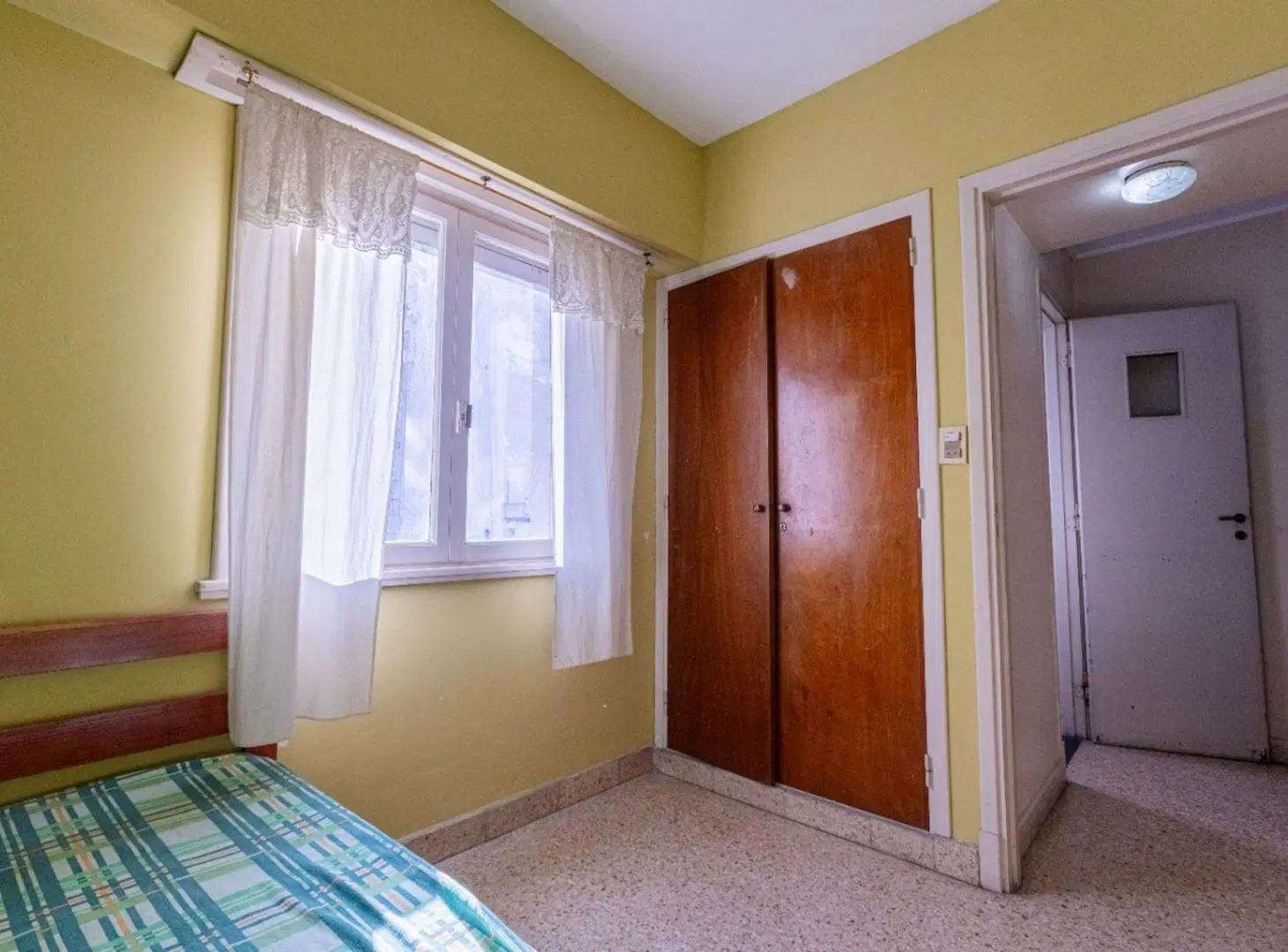 VENTA DEPARTAMENTO 4 AMB CON GAS LA PERLA BALCON 4