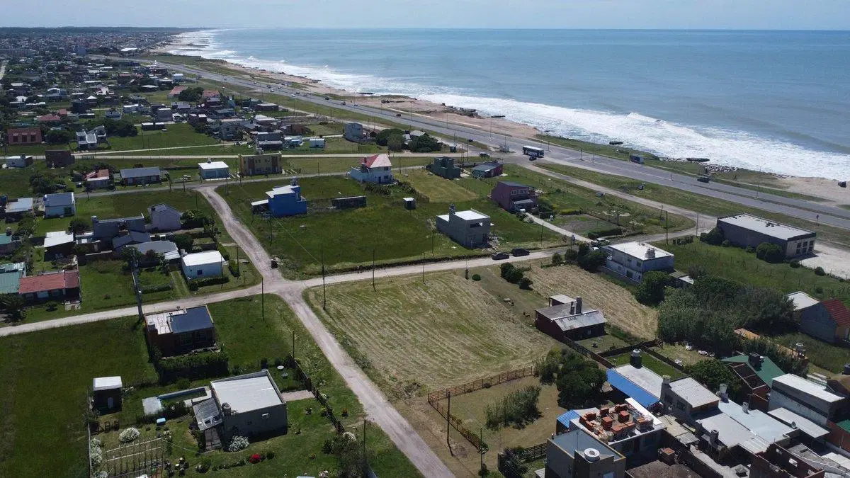 Venta Lote Frente Mar a Metros de la Playa 3