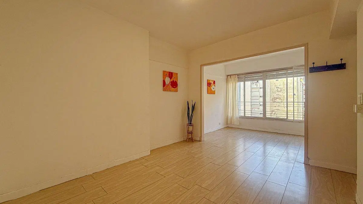VENTA MONOAMBIENTE FRENTE DIVISIBLE METROS DEL MAR 3