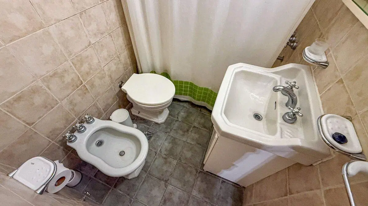 VENTA DEPARTAMENTO DOS AMBIENTES PLAZA COLON 4