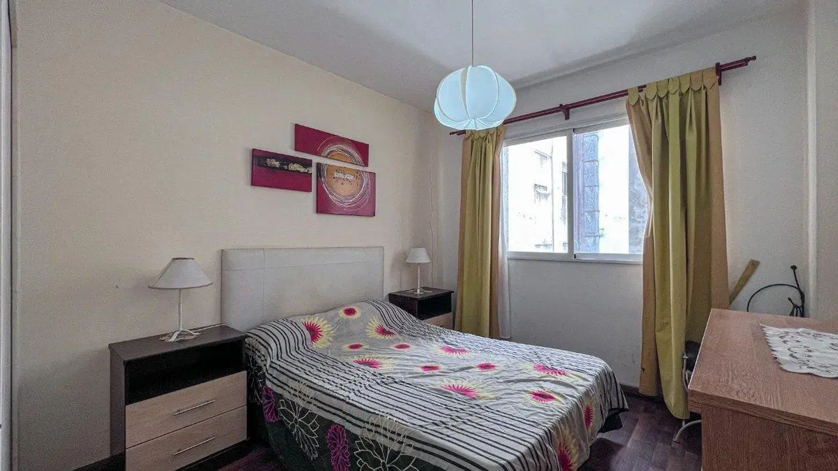 DEPARTAMENTO  EN VENTA DE 2 AMBIENTES CENTRO 3