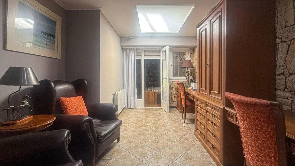 Venta Casa 6 Amb. Punta Mogotes Reciclada c/Parque 4