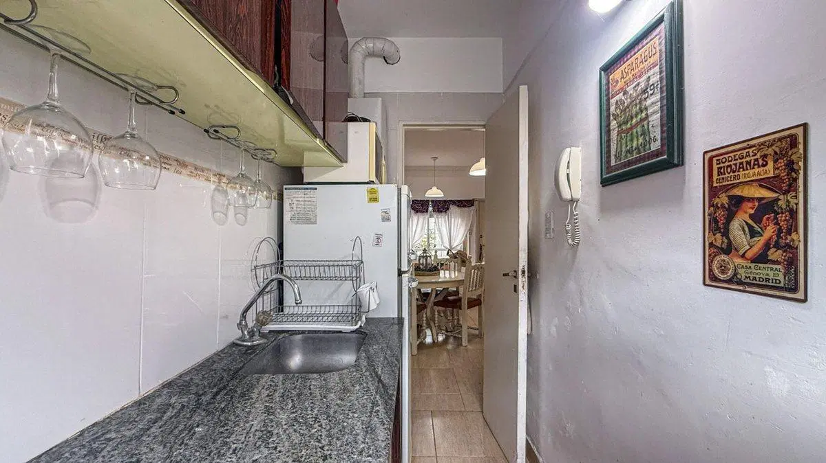 VENTA 2 AMBIENTES CON COCHERA PUNTA MOGOTES 5