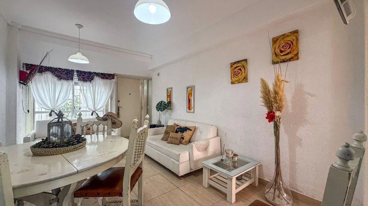 VENTA 2 AMBIENTES CON COCHERA PUNTA MOGOTES 3