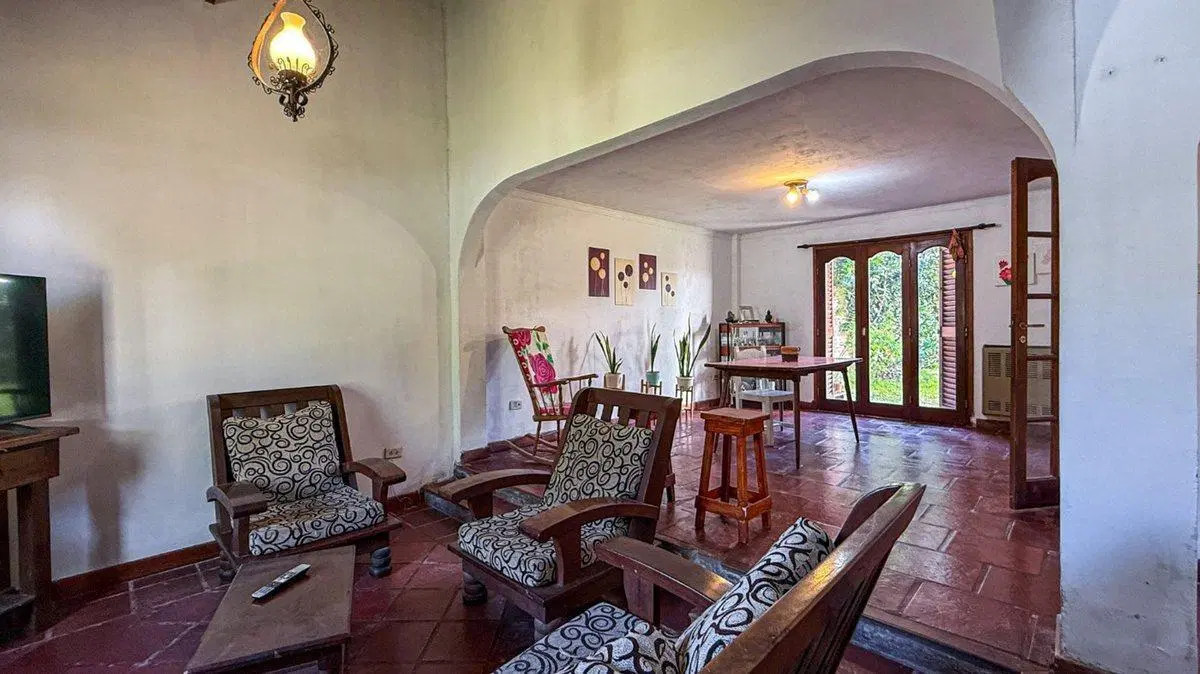 VENTA CASA 4 AMBIENTES CON PARQUE APTA CREDITO 4
