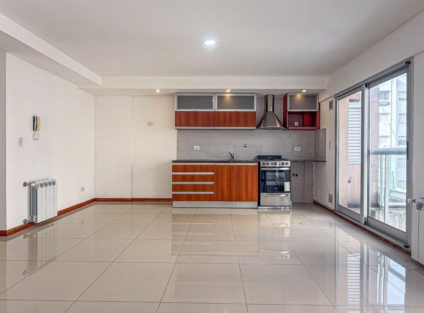 Foto de Venta Monoambiente 40m2 luminoso – Plaza Colon, imagen 5