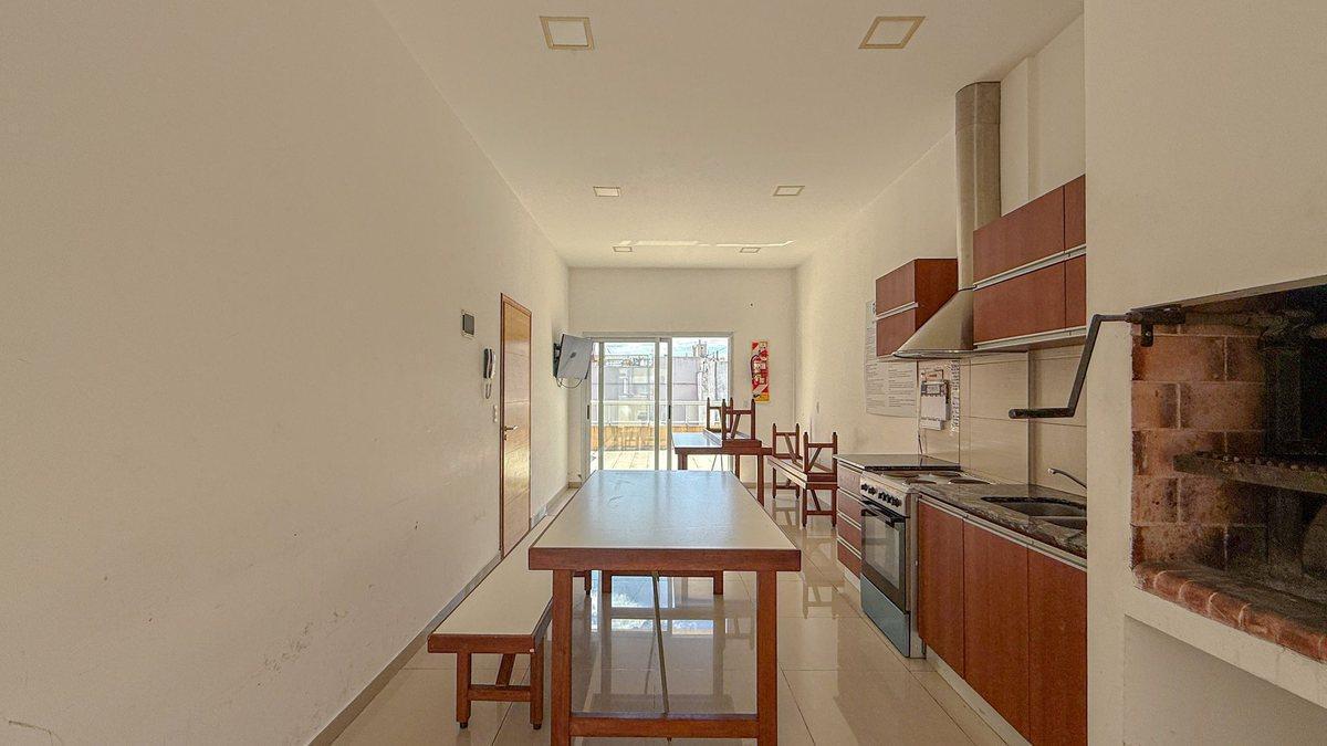 Foto de Venta Monoambiente 40m2 luminoso – Plaza Colon, imagen 4