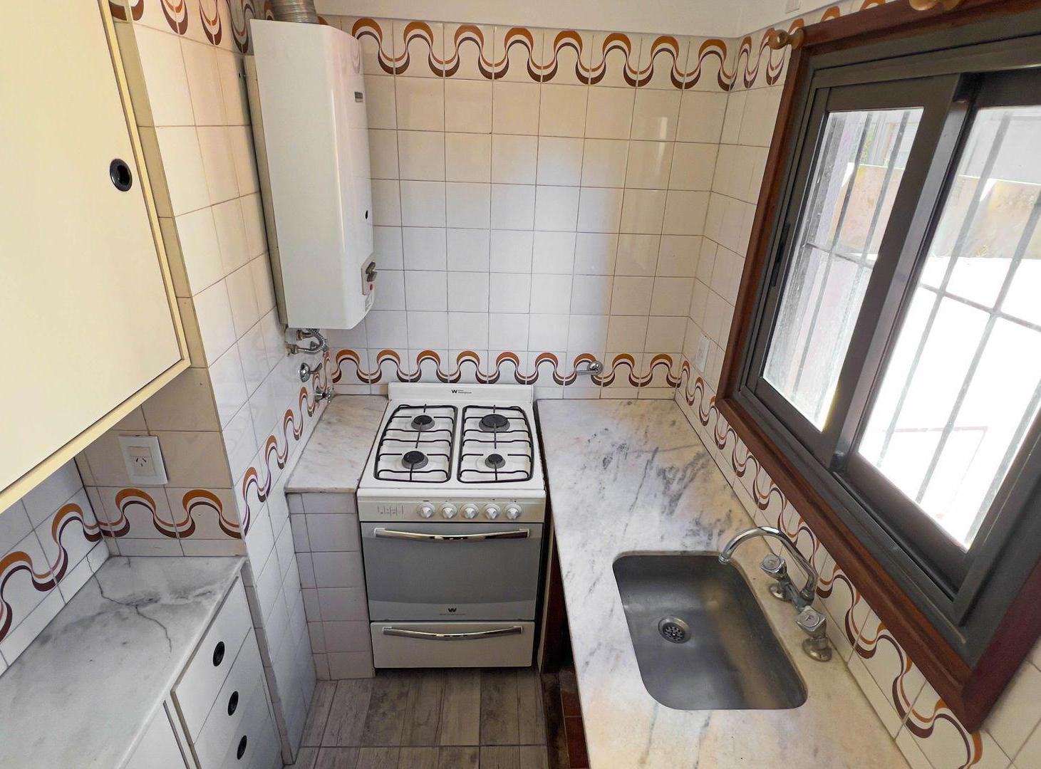 Venta Depatamento Monoambiente Centro con Cochera