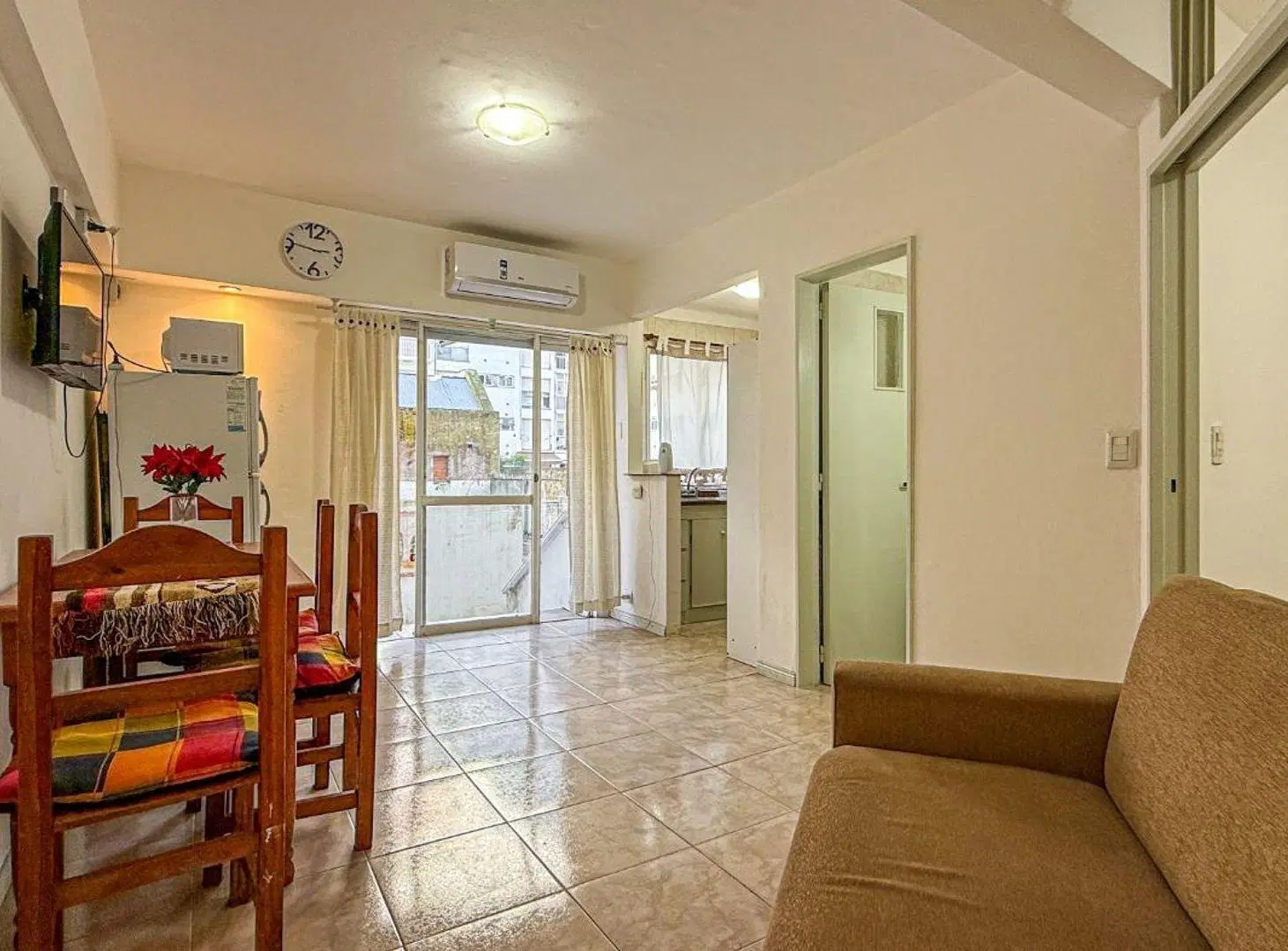 Venta Departamento 1 Amb Dividido Centro con patio 3