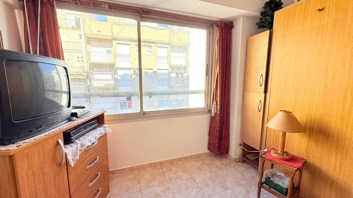 MONOAMBIENTE VENTA CENTRO AL FRENTE LUMINOSO 3
