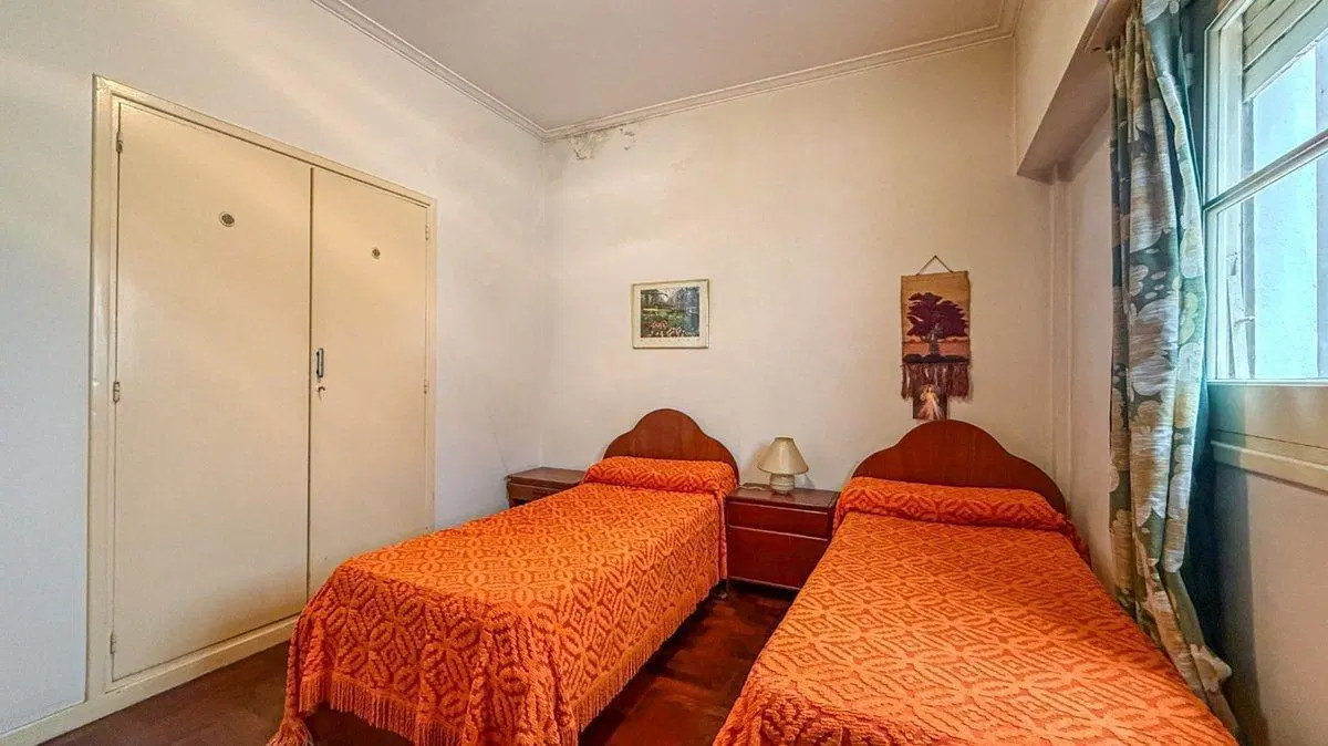 VENTA DEPTO 3 AMB FRENTE CON BALCÓN Y DEPENDENCIA 5