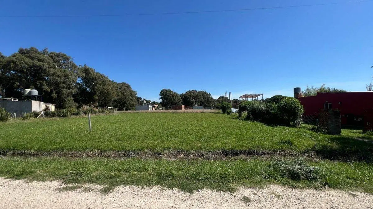 Venta lote en Playa Dorada a 500 mtrs de la costa 2