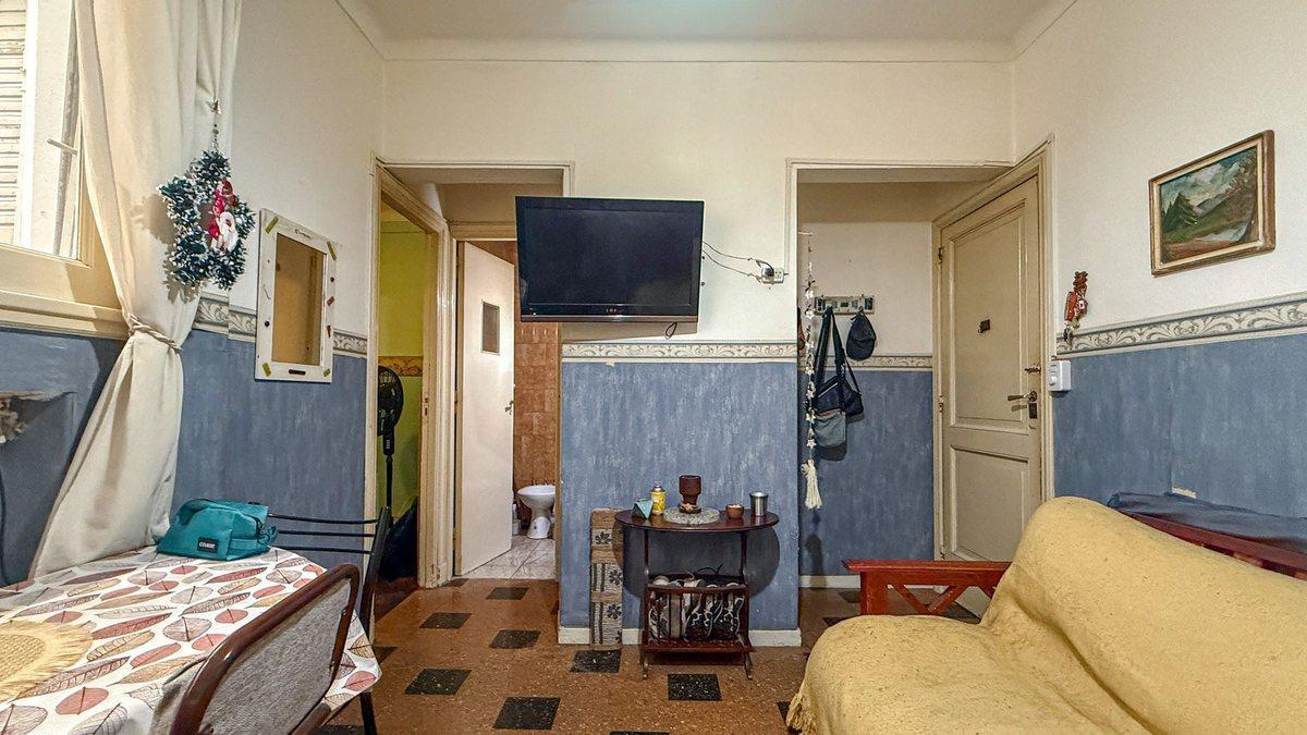 Venta departamento 2 ambientes interno Centro