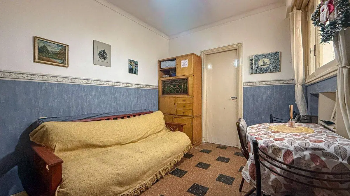 Venta departamento 2 ambientes interno Centro 4