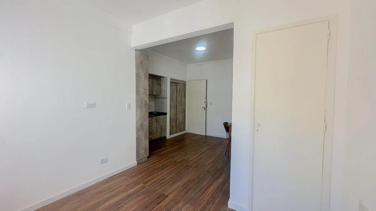 Venta monoambiente reciclado Aldrey 2