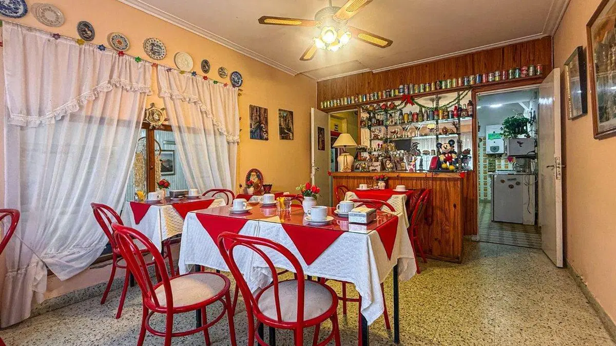 Venta Hotel en Serena a 2 cuadras del mar 2