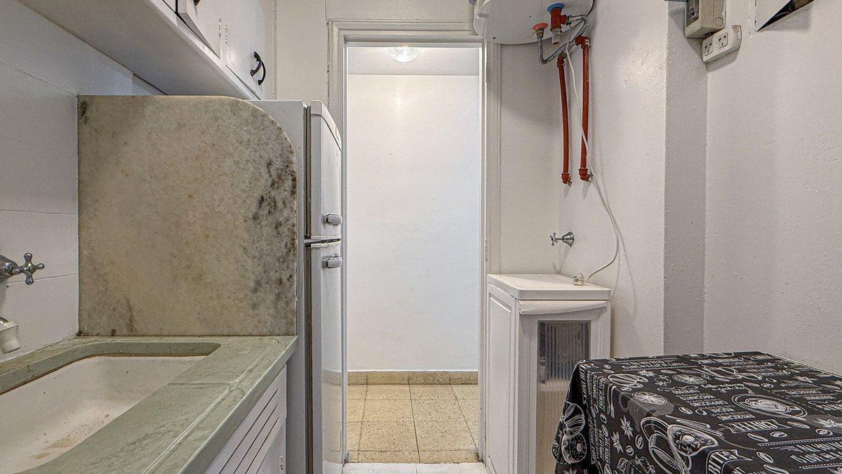 Foto de Venta Departamento 2 ambientes P Colón a la calle, imagen 4