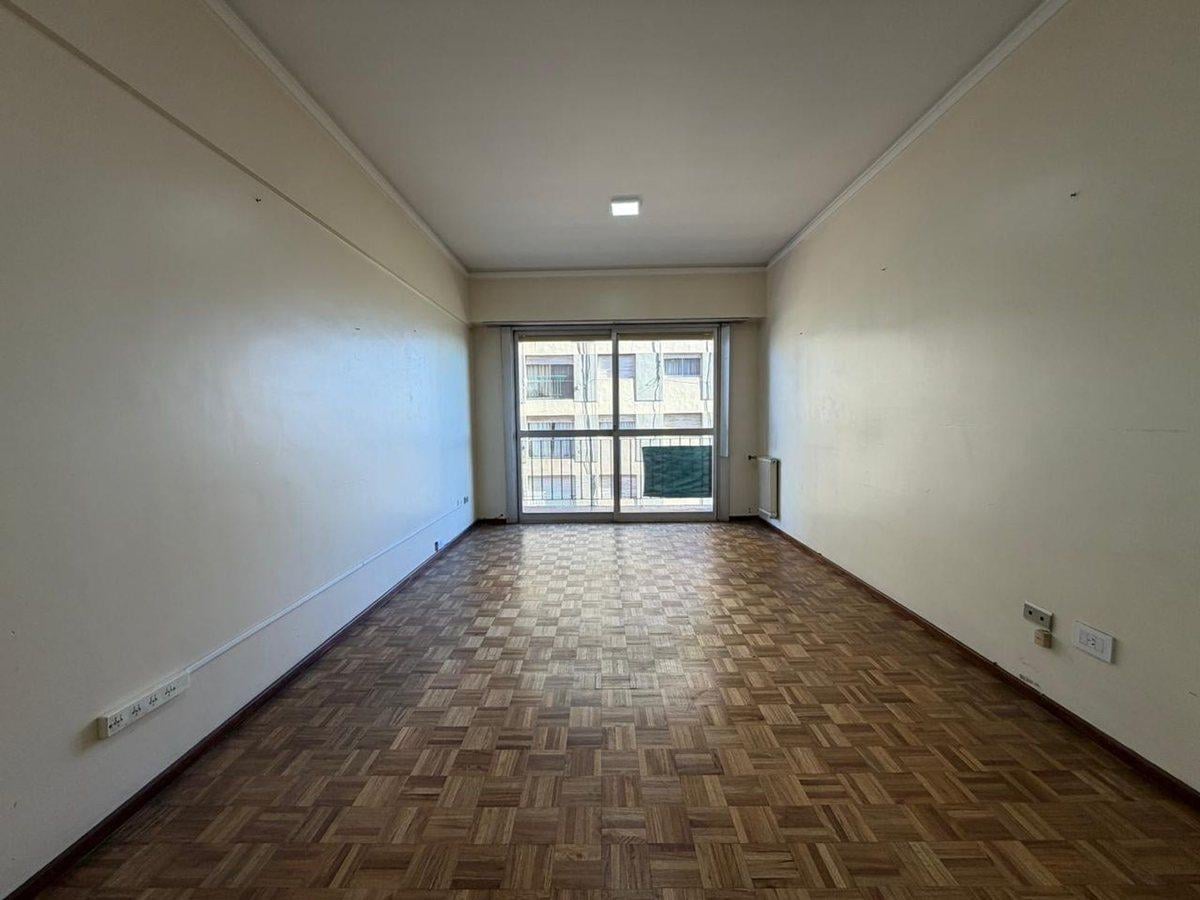 ALQUILER Departamento 3 ambientes Balcon - Centro