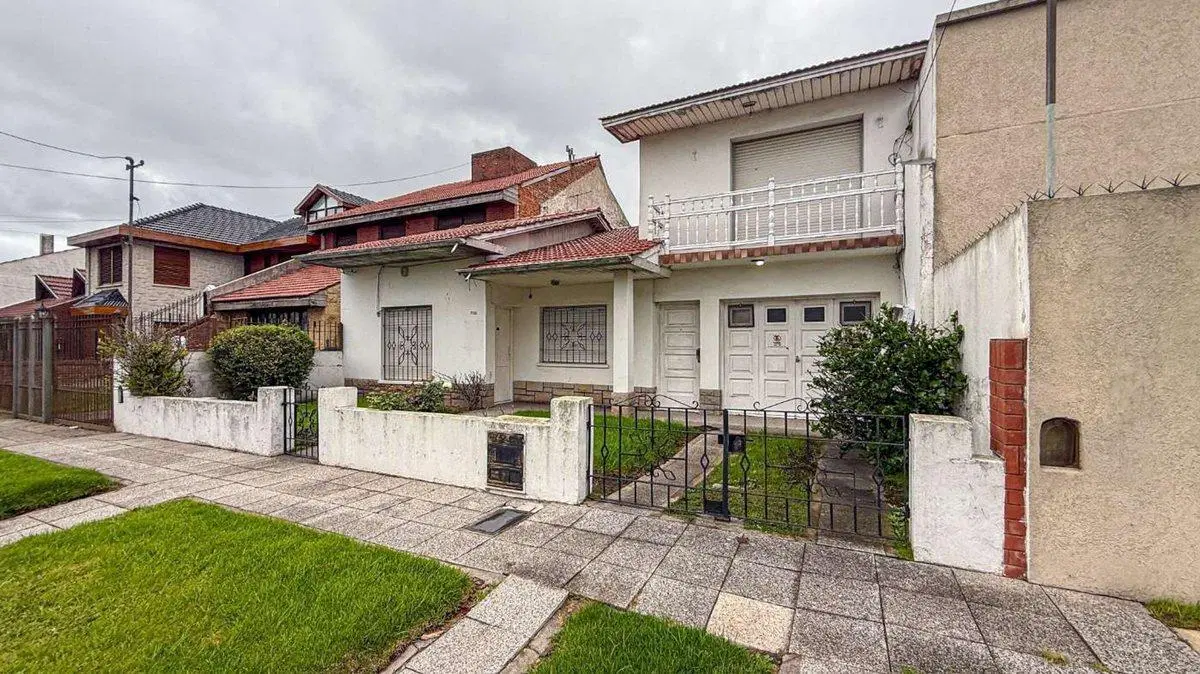 Venta casa 5 ambientes Colinas de Peralta Ramos 2