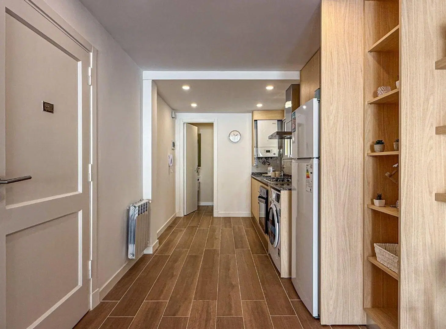 VENTA DEPARTAMENTO 3 AMBIENTES AL FRENTE CENTRO 5