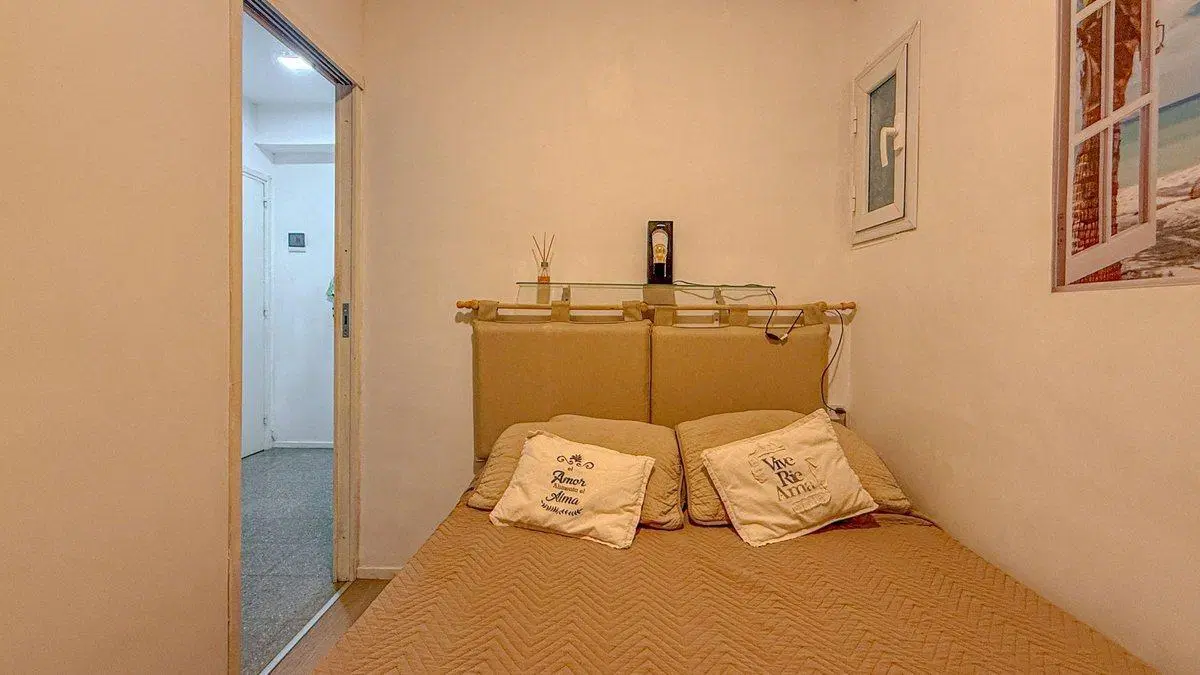VENTA monoambiente, zona plaza Colon 5
