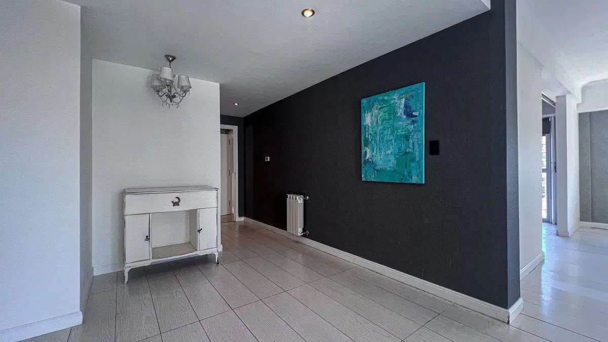 VENTA DEPARTAMENTO 5 AMBIENTES LA PERLA 4
