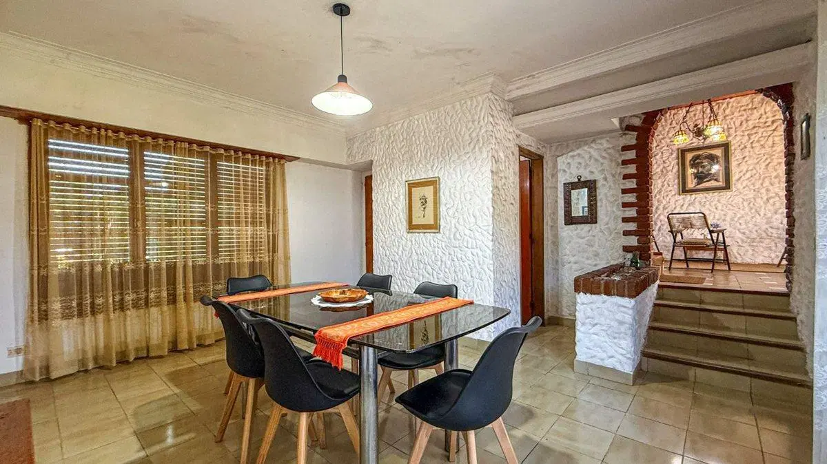 CASA 3 AMBIENTES CON PARQUE EN VENTA LOS PINARES 5