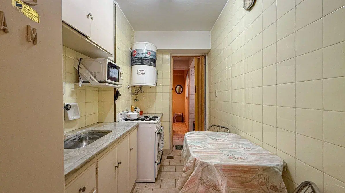 DEPARTAMENTO 2 AMB DEPENDENCIA COCHERA Y BAULERA 4