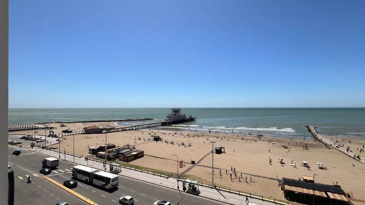 Venta Departamento 4 amb. La Perla vista al mar 4