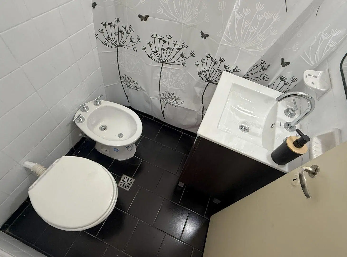 VENTA MONOAMBIENTE DIVISIBLE BALCÓN MACROCENTRO 4