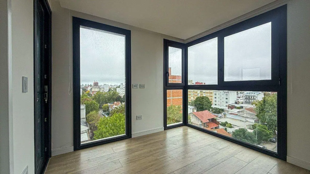 En Venta Piso 3 Ambientes a Estrena - CHAUVIN 2