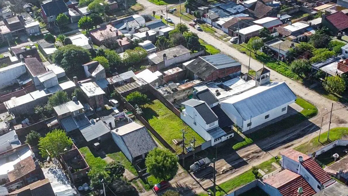 VENTA Lote de 233 M2 en barrio Gral. San Martín 4