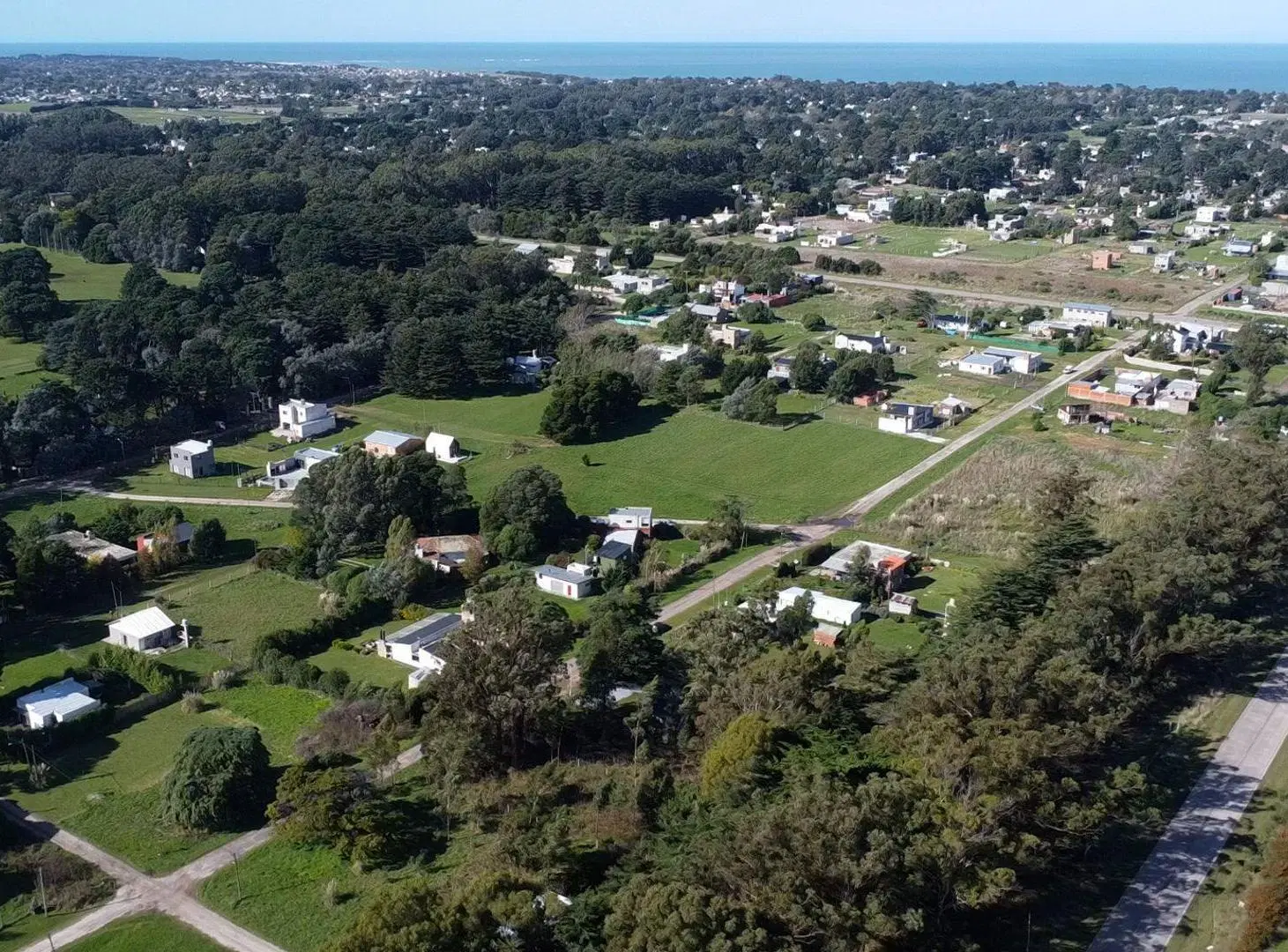 Venta lote en Acantilados excelente ubicacion 5
