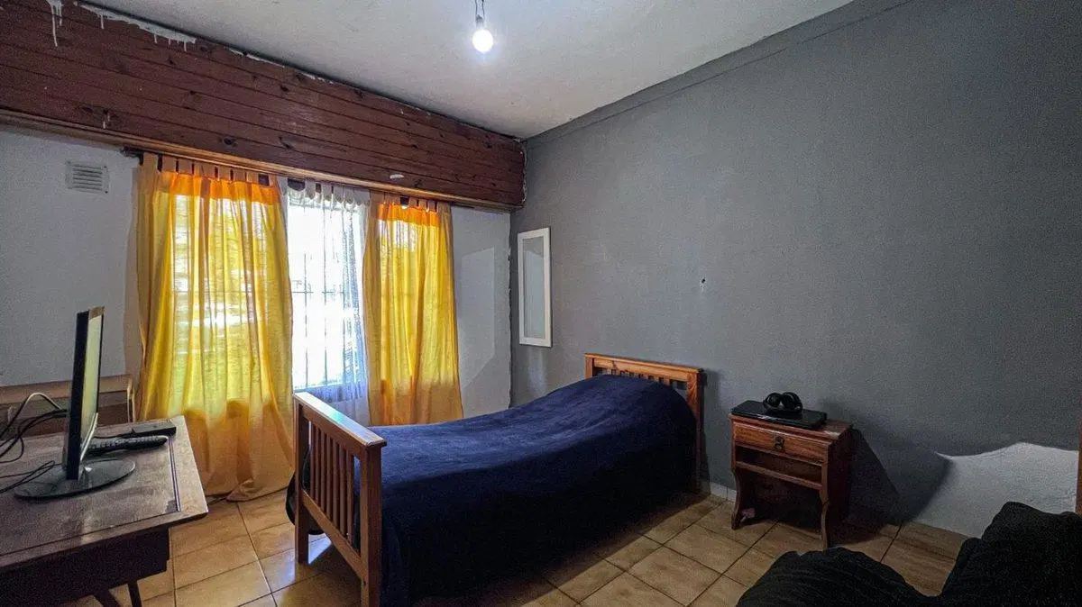 VENTA CASA 3 AMBIENTES CON PATIO Y ALTILLO 2