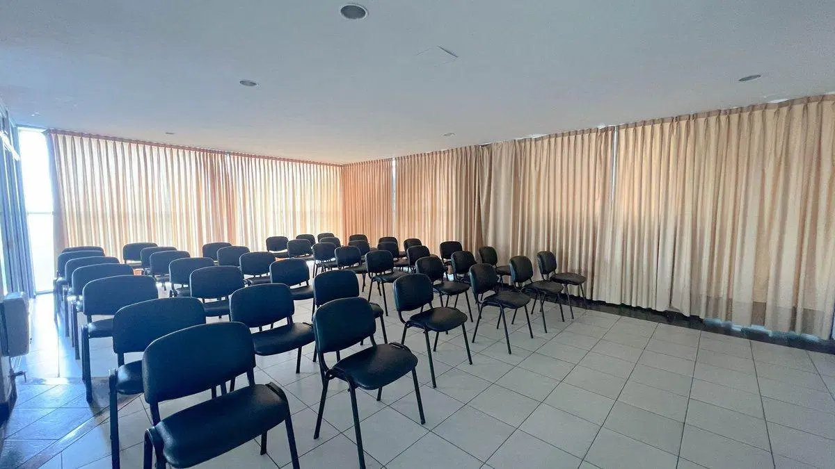 VENTA MONOAMBIENTE MIRAMAR EDIFICIO CATEGORIA 3