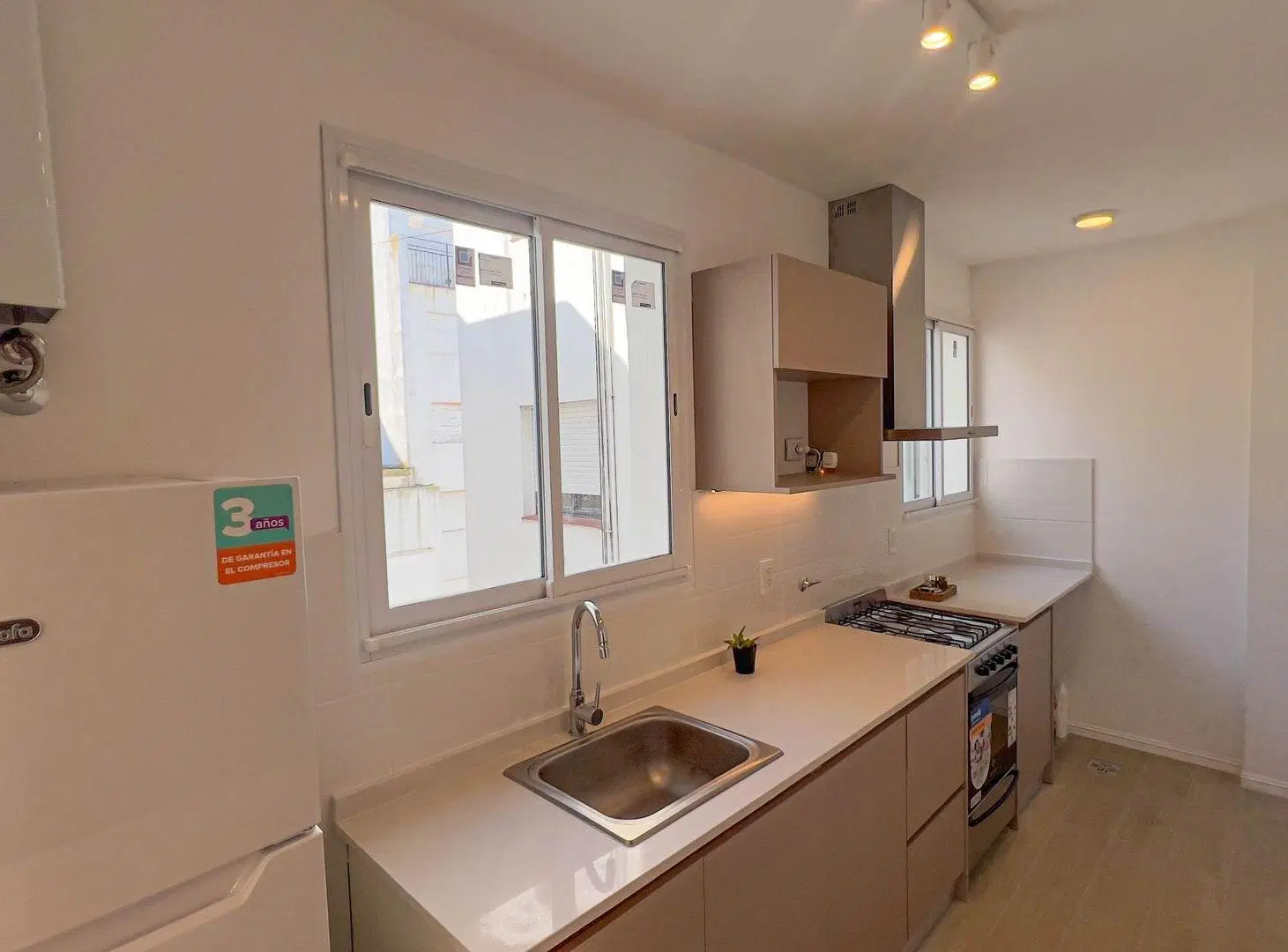 VENTA DEPTO 3 AMBIENTES ZONA GUEMES RECICLADO 8