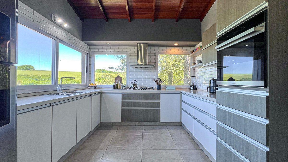 Foto de VENTA CASA 6 AMBIENTES SIERRA DE LOS PADRES PILETA, imagen 5