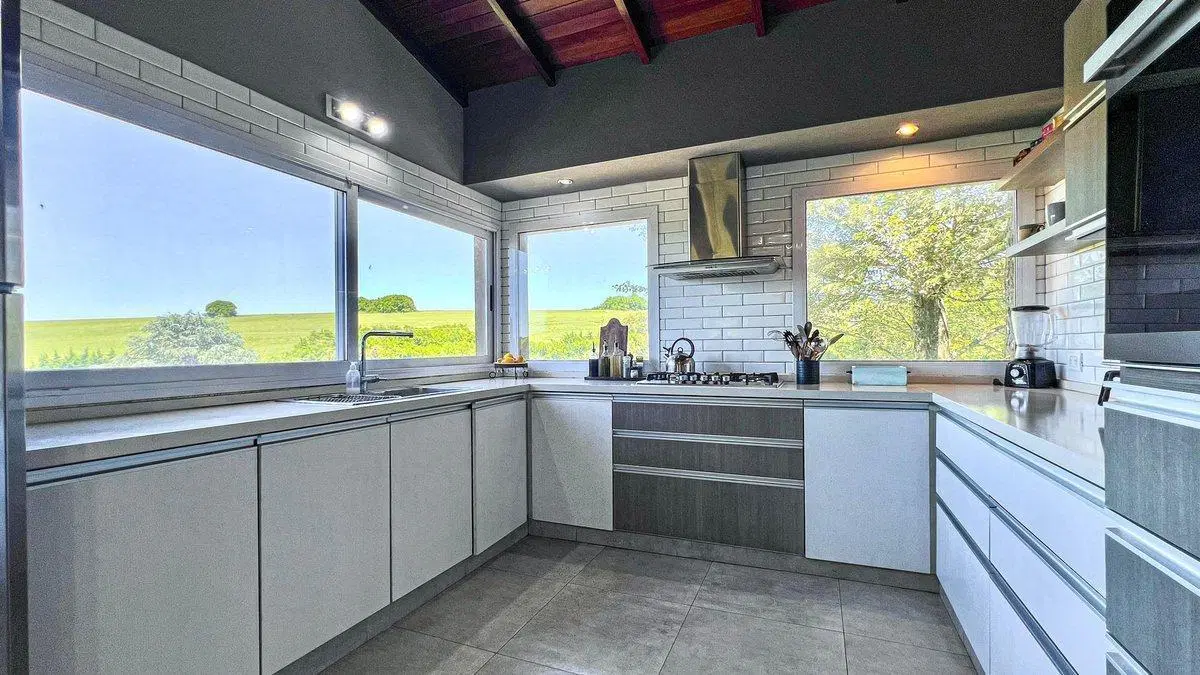 VENTA CASA 6 AMBIENTES SIERRA DE LOS PADRES PILETA 4