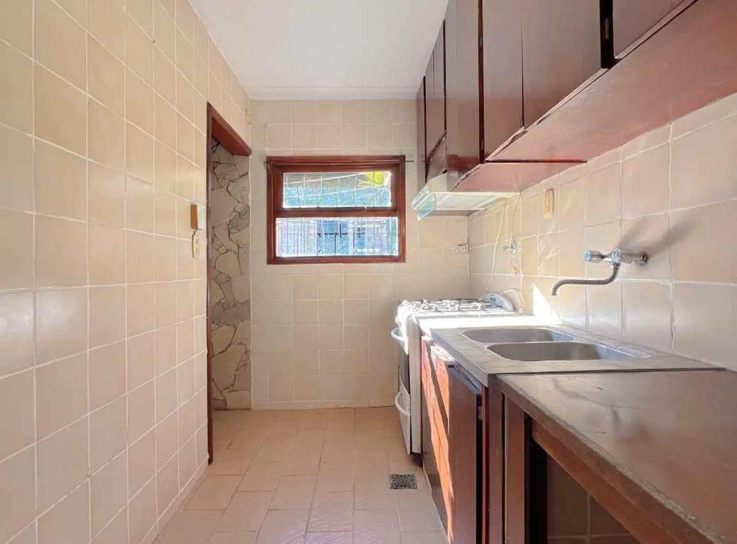 Venta casa 3 amb barrio San Cayetano APTA CREDITO 8