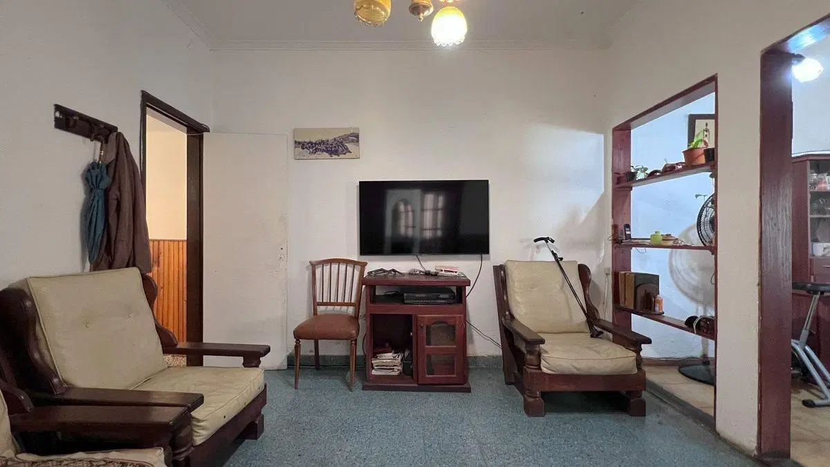 VENTA CASA 3 AMBIENTES BARRIO POMPEYA 4