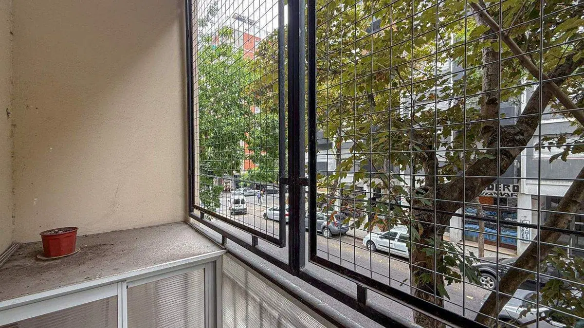 VENTA DTO 3 AMBIENTES PLAZA COLON BALCON LUMINOSO 3