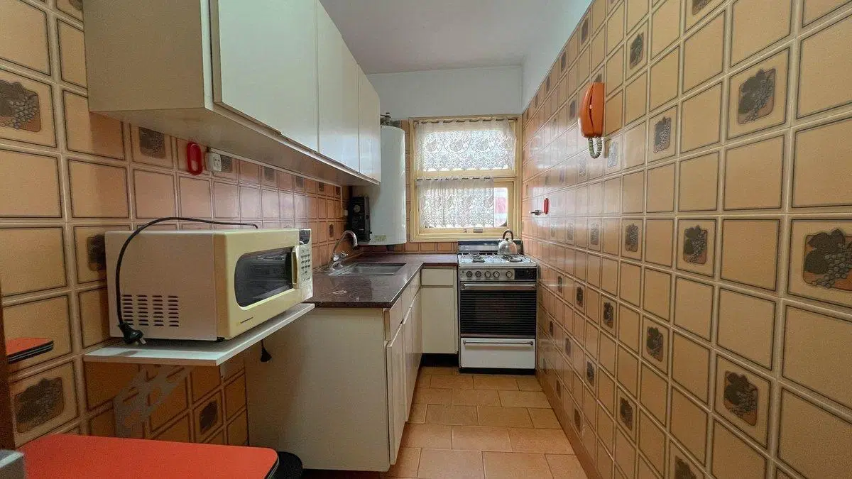 ALQUILER departamento 3 ambientes con cochera 8