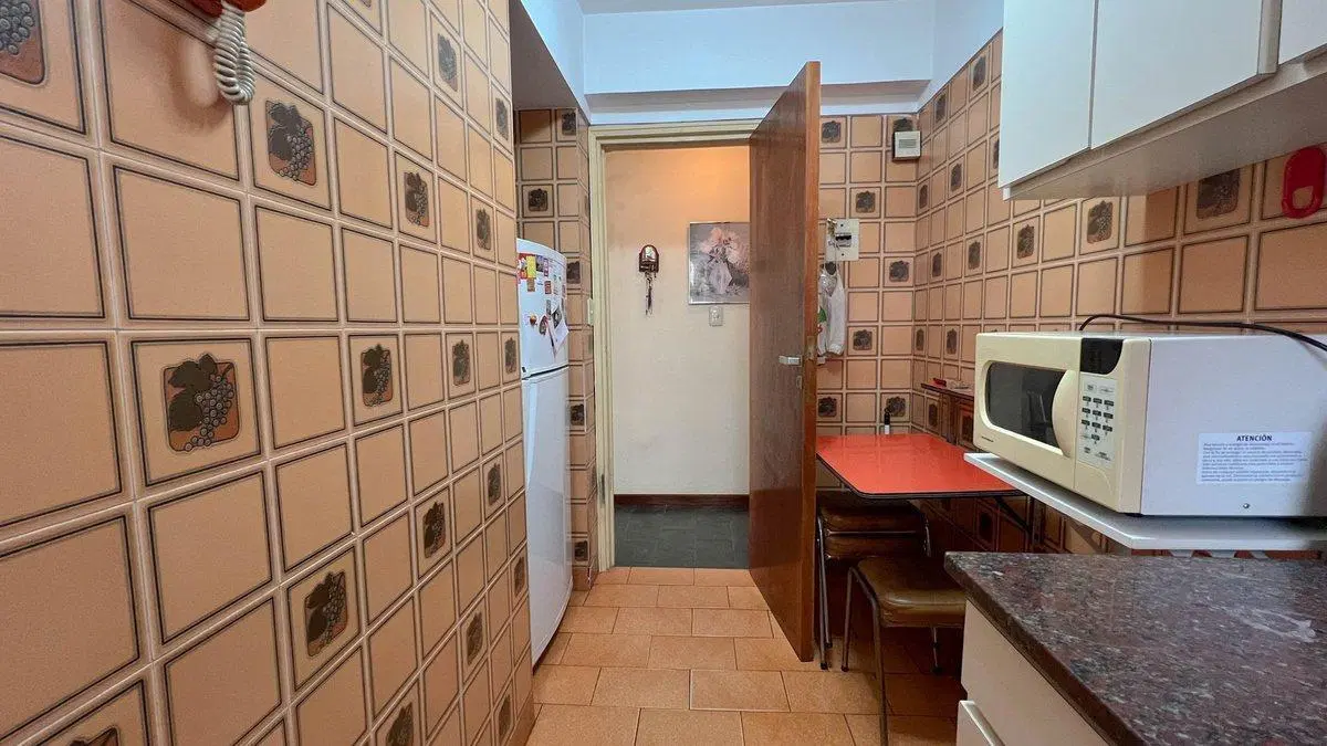 ALQUILER departamento 3 ambientes con cochera 2